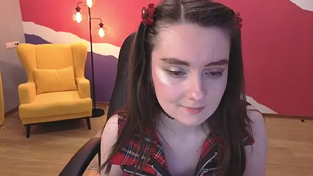 Snapshot of CloudGrace chatting on 01.17.26 CloudGrace online show from 01.17.26