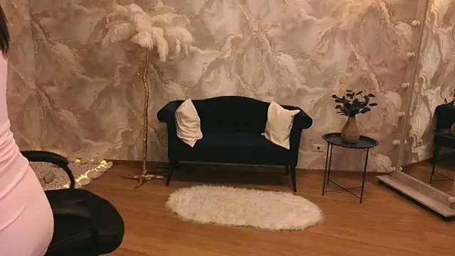 Snapshot of CloudGrace chatting on 02.22.26 CloudGrace online show from 02.22.26