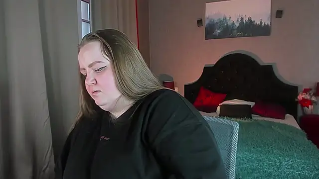 Snapshot of EMMA__CONNOR chatting on 01.23.25 EMMA  CONNOR online show from 01.23.25