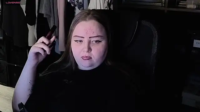 EMMA  CONNOR online show from 11.21.25