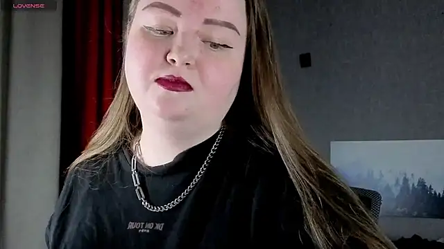 EMMA  CONNOR online show from 11.23.25