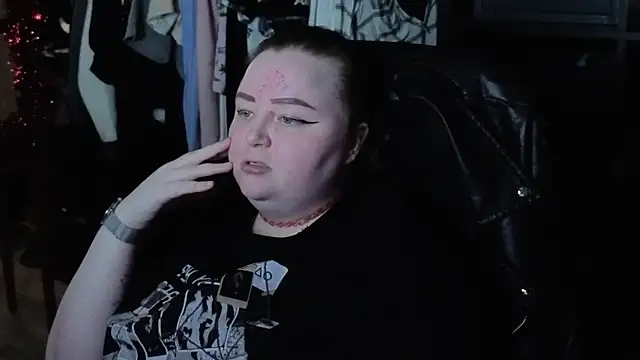 EMMA  CONNOR online show from 11.27.25