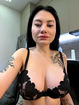 Wet  Bunny online show from 11.03.25