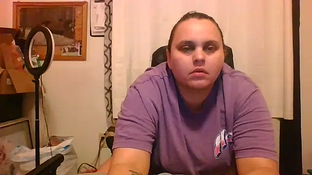 Snapshot of lyshaa chatting on 10.11.25 lyshaa online show from 10.11.25