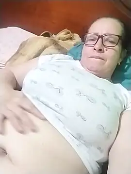 Snapshot of LaGochis07 chatting on 09.25.25 LaGochis07 online show from 09.25.25