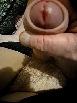 Snapshot of Deebo2212 chatting on 12.05.25 Deebo2212 online show from 12.05.25