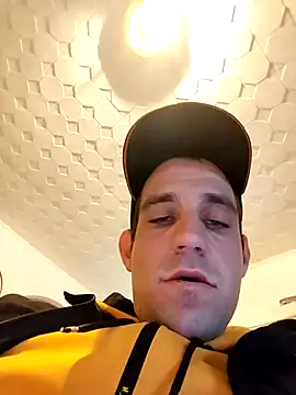 Codymc89 online show from 12.19.25