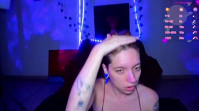 Rabit Snake online show from 04.18.26