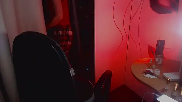 JohansonKatie online show from 01.12.25