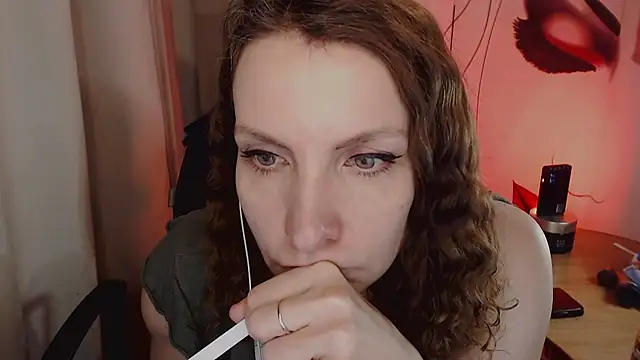 JohansonKatie online show from 01.27.25