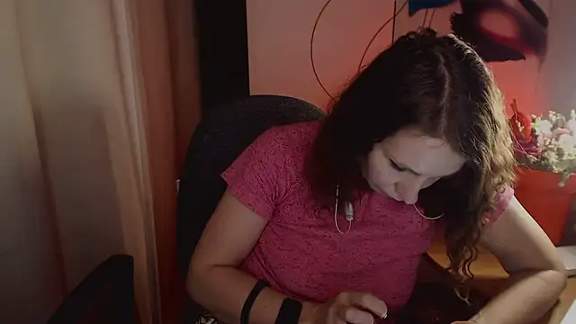 JohansonKatie online show from 02.23.25