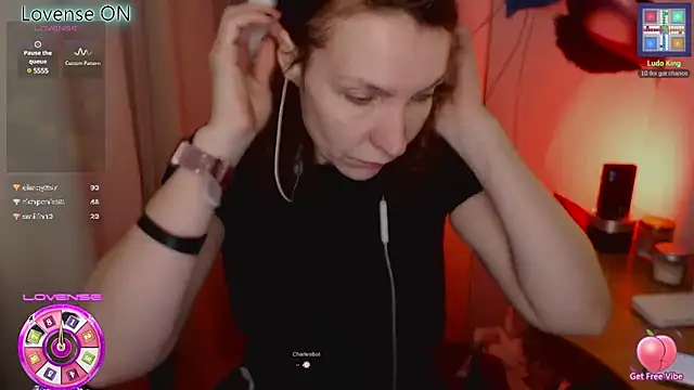 JohansonKatie online show from 02.25.25