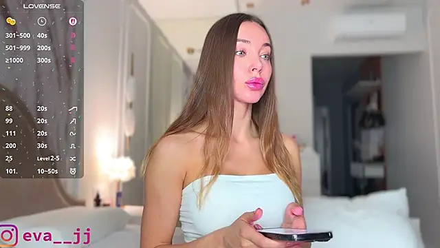 Eva JJ online show from 11.23.25