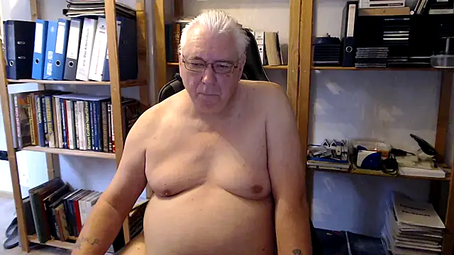 SchwanzhureXXL online show from 06.07.26