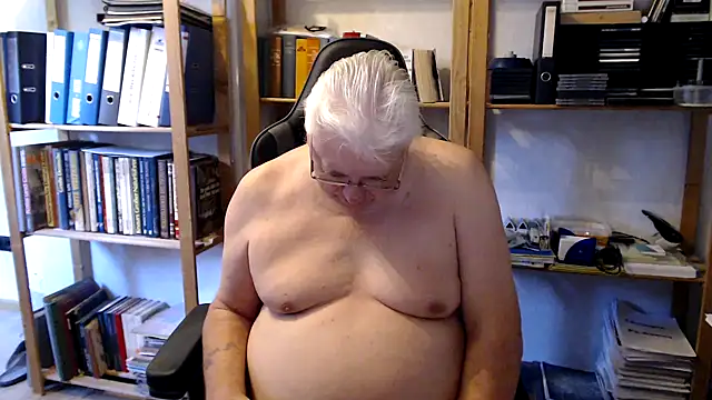 SchwanzhureXXL online show from 06.20.26