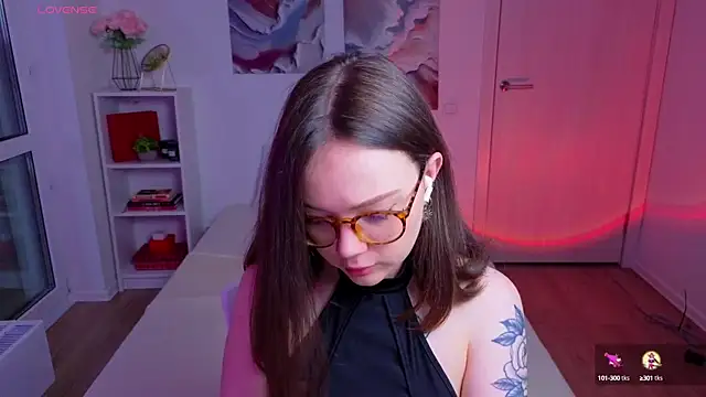 MilenaSaint online show from 10.06.25