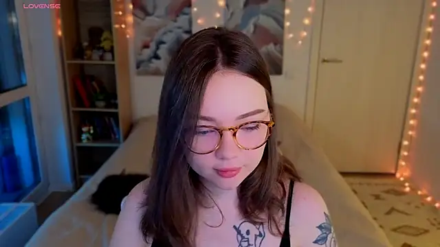 MilenaSaint online show from 04.20.26