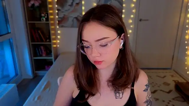 MilenaSaint online show from 06.23.26