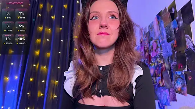 Snapshot of HotaruTomo chatting on 01.11.26 HotaruTomo online show from 01.11.26