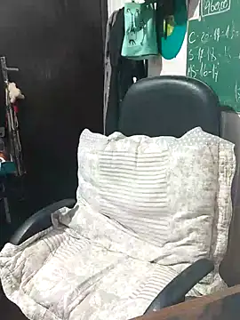 ElfGrey online show from 12.28.24