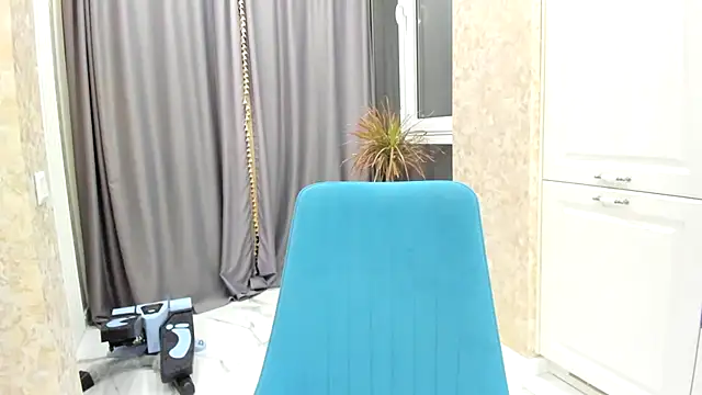 Iris cherry online show from 12.14.24