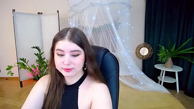 NicoleFoxery online show from 01.28.25