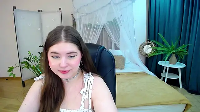 NicoleFoxery online show from 03.16.25