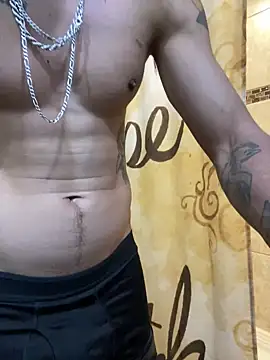 Snapshot of Prettyboiflaco chatting on 12.21.24 Prettyboiflaco online show from 12.21.24