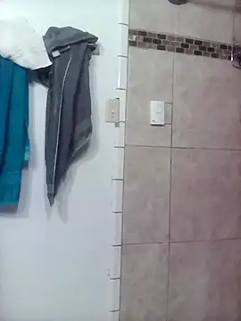 Snapshot of Prettyboiflaco chatting on 01.04.25 Prettyboiflaco online show from 01.04.25