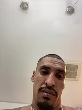 Snapshot of Prettyboiflaco chatting on 02.13.25 Prettyboiflaco online show from 02.13.25