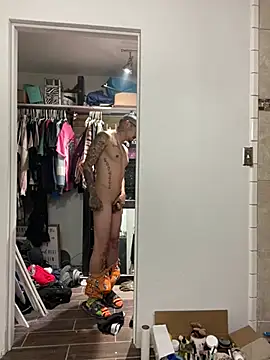 Snapshot of Prettyboiflaco chatting on 02.20.25 Prettyboiflaco online show from 02.20.25