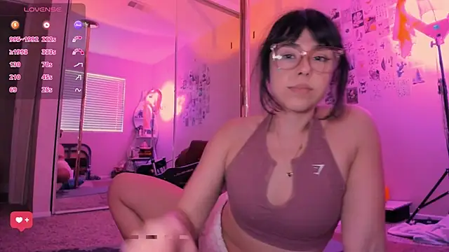 Evie-Luna online show from 06.06.26