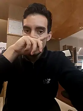 TommyMomentum online show from 04.05.26