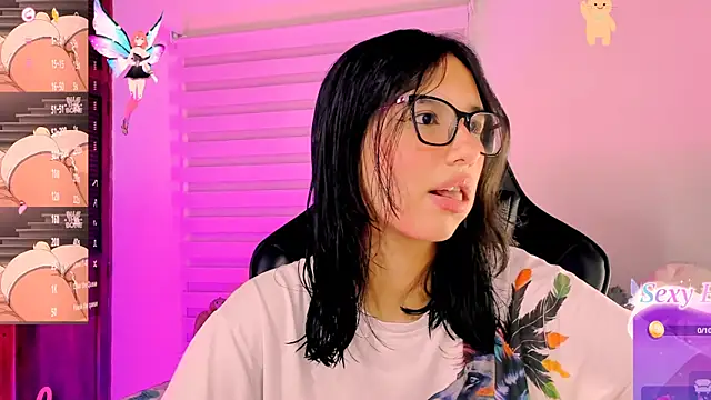 Snapshot of Luniverse chatting on 01.22.25 Luniverse online show from 01.22.25