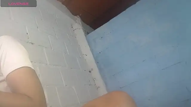 jasminne  online show from 10.22.25