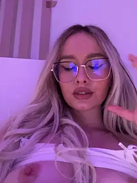 mollyxxx online show from 01.12.25