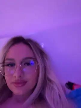 mollyxxx online show from 02.11.25