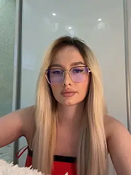 mollyxxx online show from 10.03.25