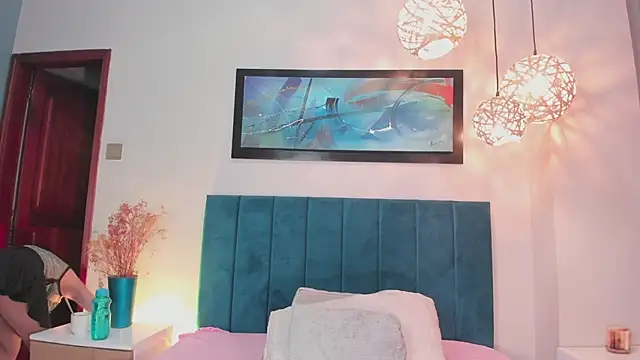 JupiteFox online show from 10.11.25