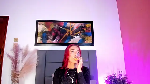 JupiteFox online show from 10.25.25