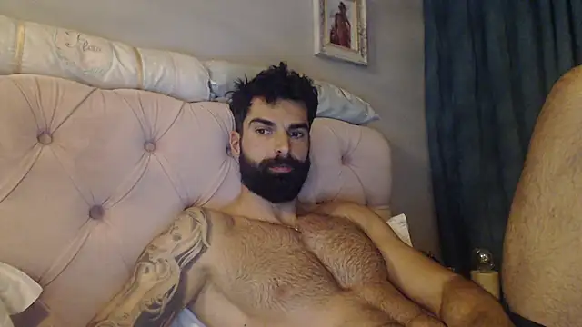 Snapshot of Verycutex chatting on 01.26.25 Verycutex online show from 01.26.25