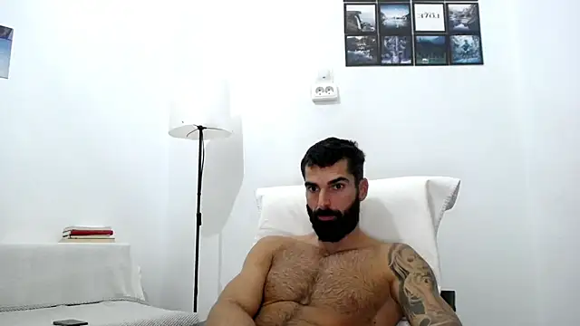 Snapshot of Verycutex chatting on 10.03.25 Verycutex online show from 10.03.25