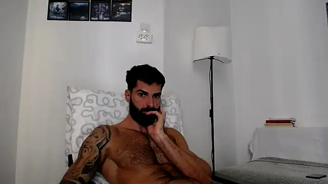 Verycutex online show from 10.31.25