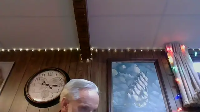 Snapshot of Makowboy chatting on 12.18.24 Makowboy online show from 12.18.24