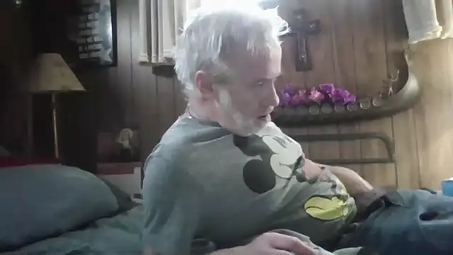 Snapshot of Makowboy chatting on 02.12.25 Makowboy online show from 02.12.25