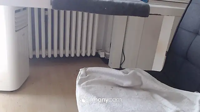 Supermen12171 online show from 04.20.26