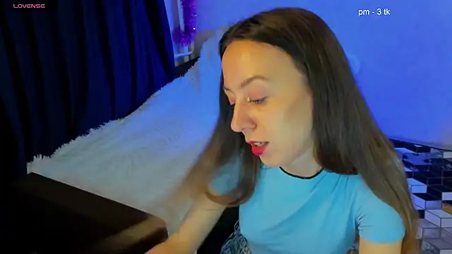 CurlySteph online show from 01.04.25