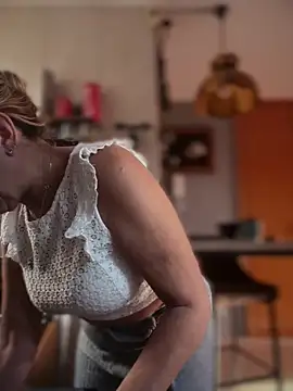 camelia3 online show from 02.06.26