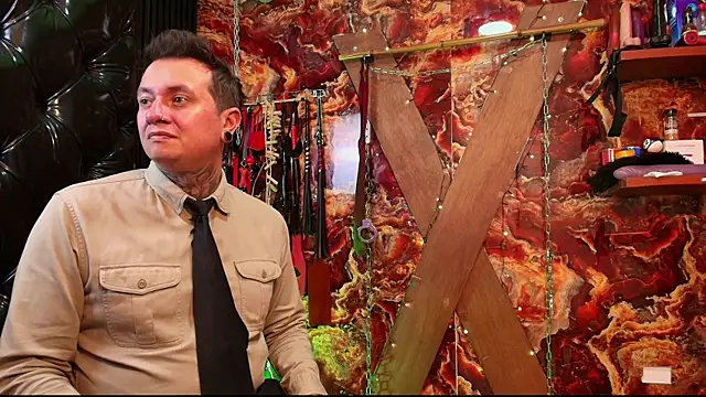 boy n girl online show from 04.15.26