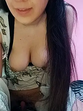 Amaya07 online show from 12.17.25